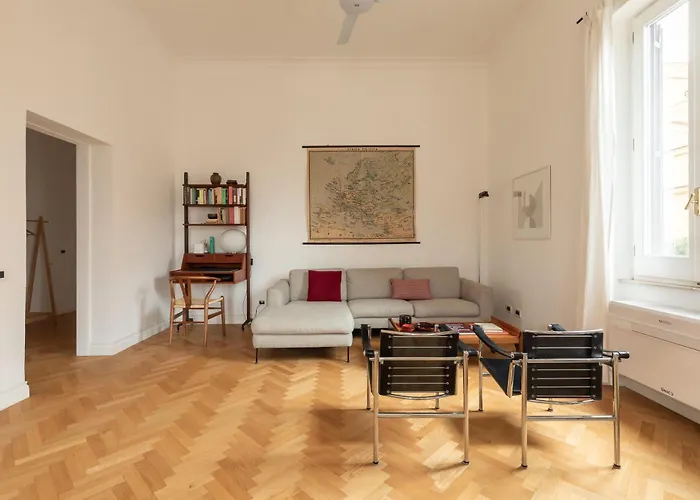 Colosseum Bright Apartment By Romeloft